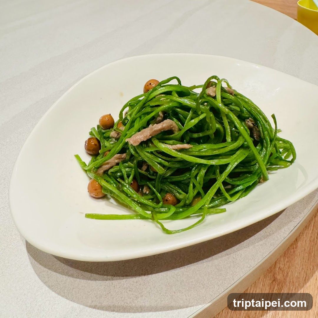 Stir-fried Water Spinach with Pork and Peanuts