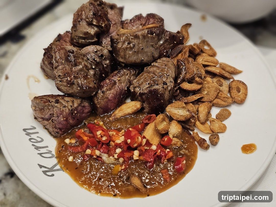 Grilled Meat with Sauce and Crispy Tofu